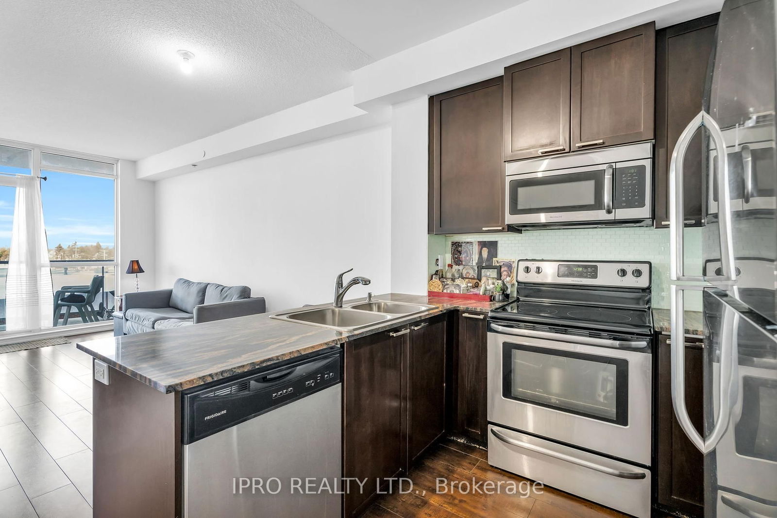 1328 Birchmount Rd, unit 308 for sale