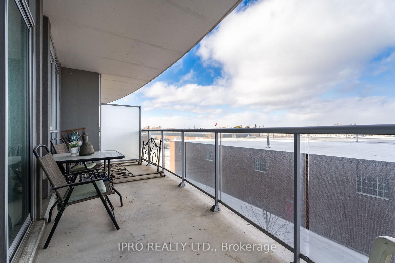 1328 Birchmount Rd, unit 308 for sale