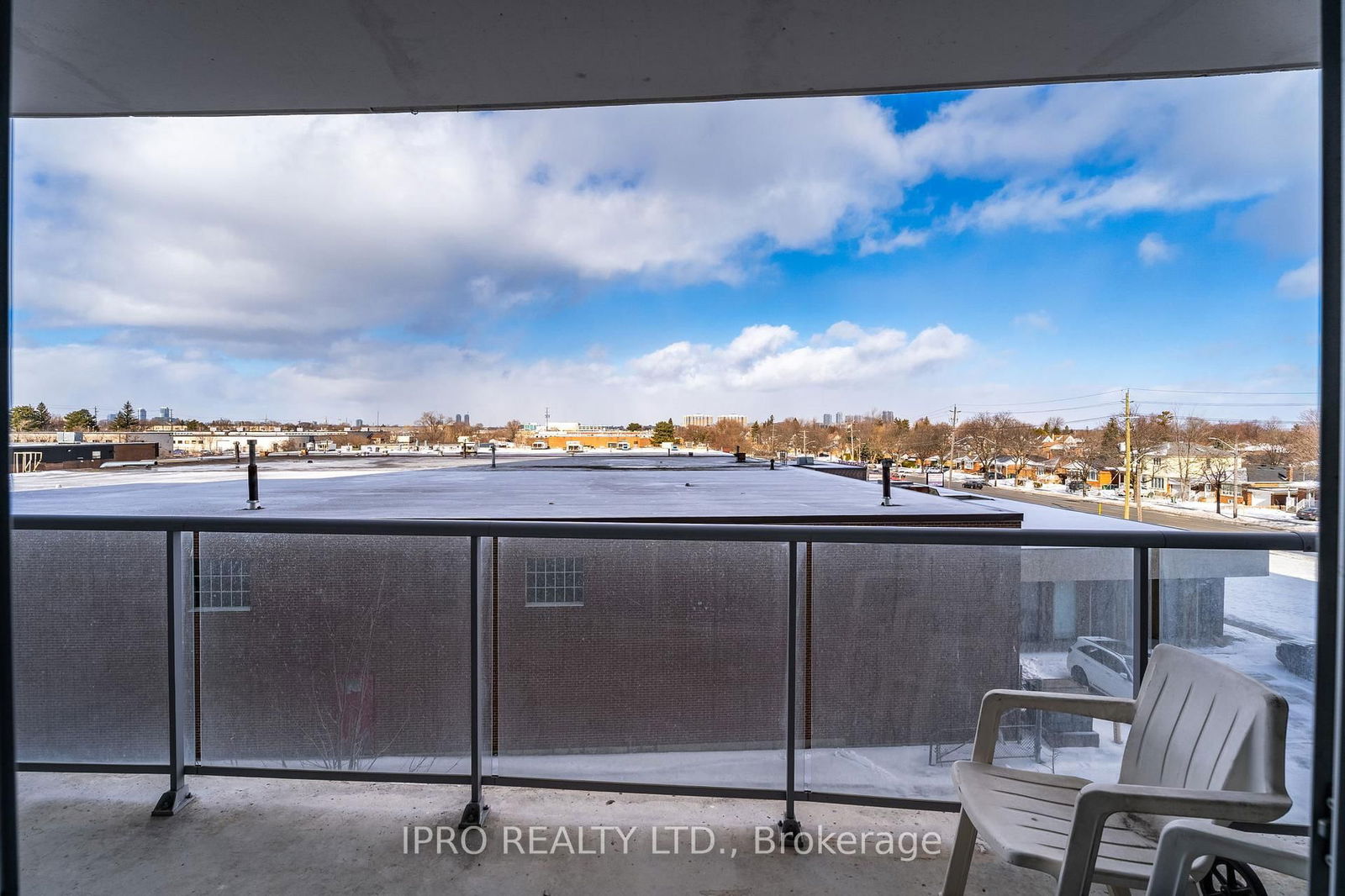 1328 Birchmount Rd, unit 308 for sale