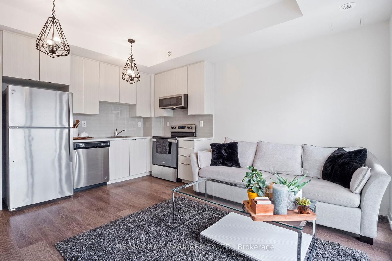 5155 Sheppard Ave E, unit 305 for sale