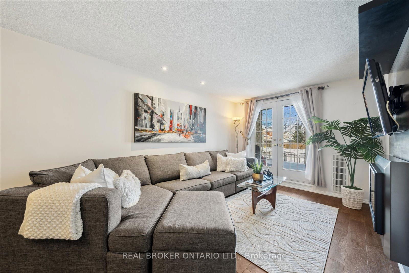 60 Petra Way, unit 1 for sale