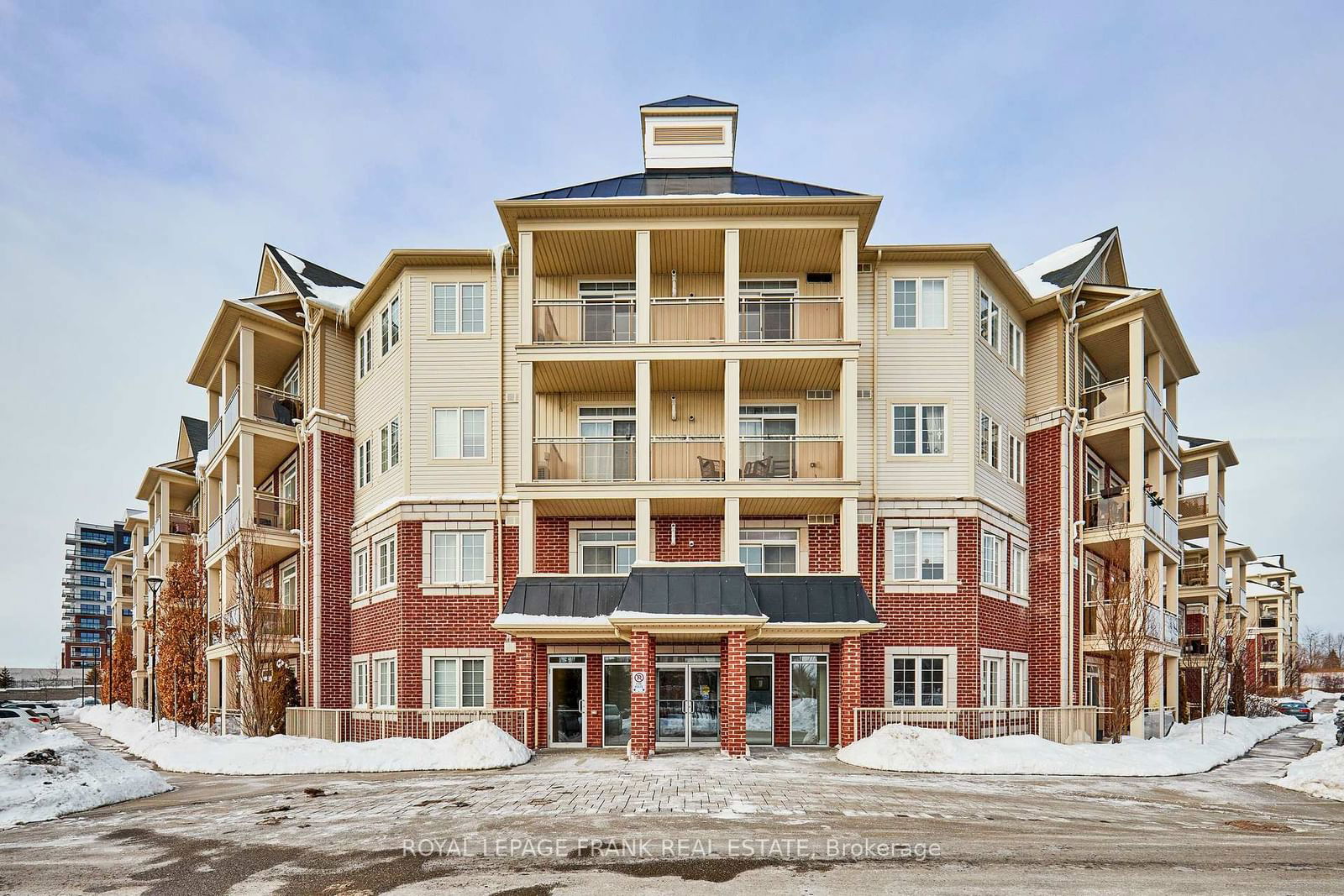 84 Aspen Springs Dr, unit 112 for sale