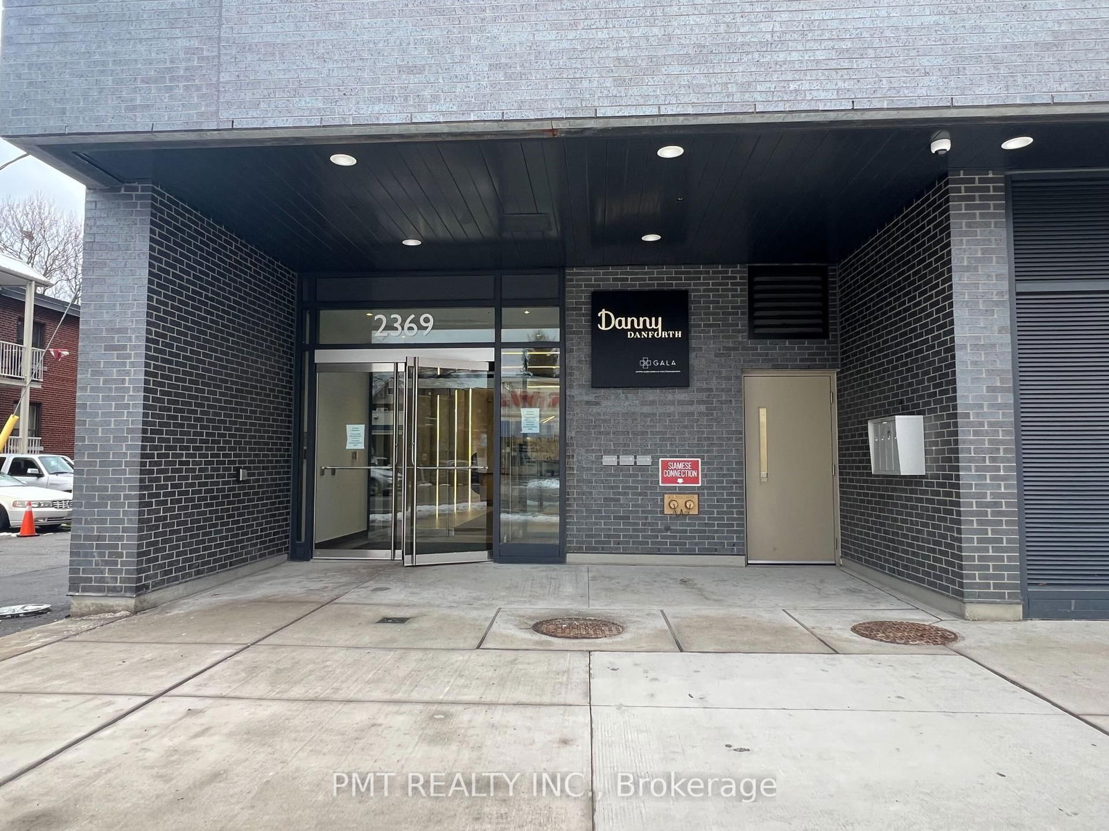 2369 Danforth Ave, unit 907 for rent