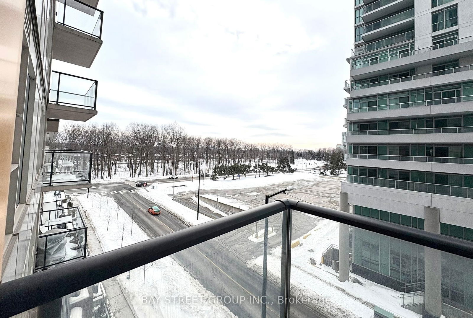 25 Town Centre Crt, unit 609 for rent