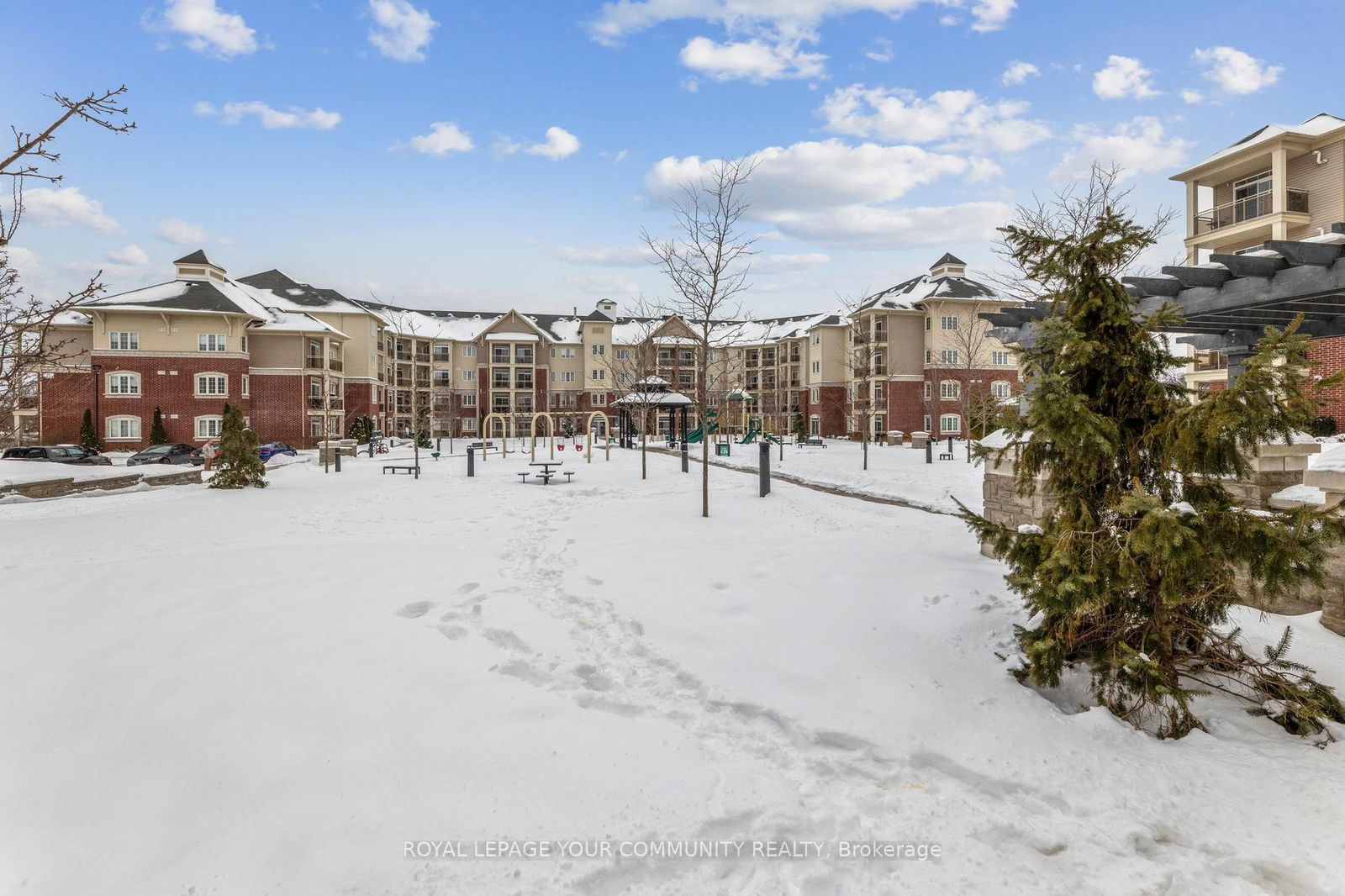 80 Aspen Springs Dr, unit 102 for sale