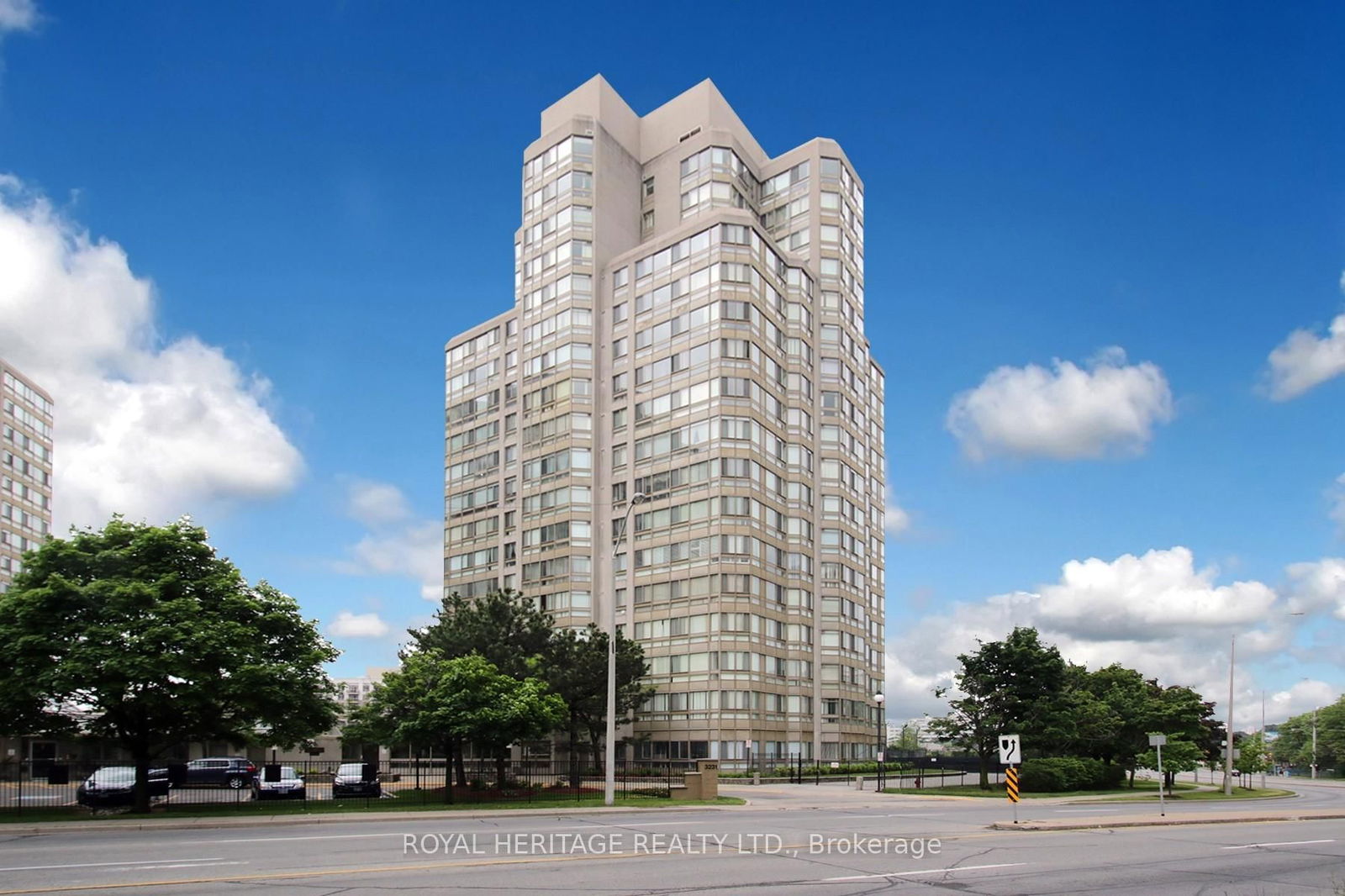 3231 Eglinton Ave E, unit 505 for sale