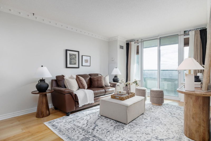 61 Town Centre Crt, unit 2402 for sale