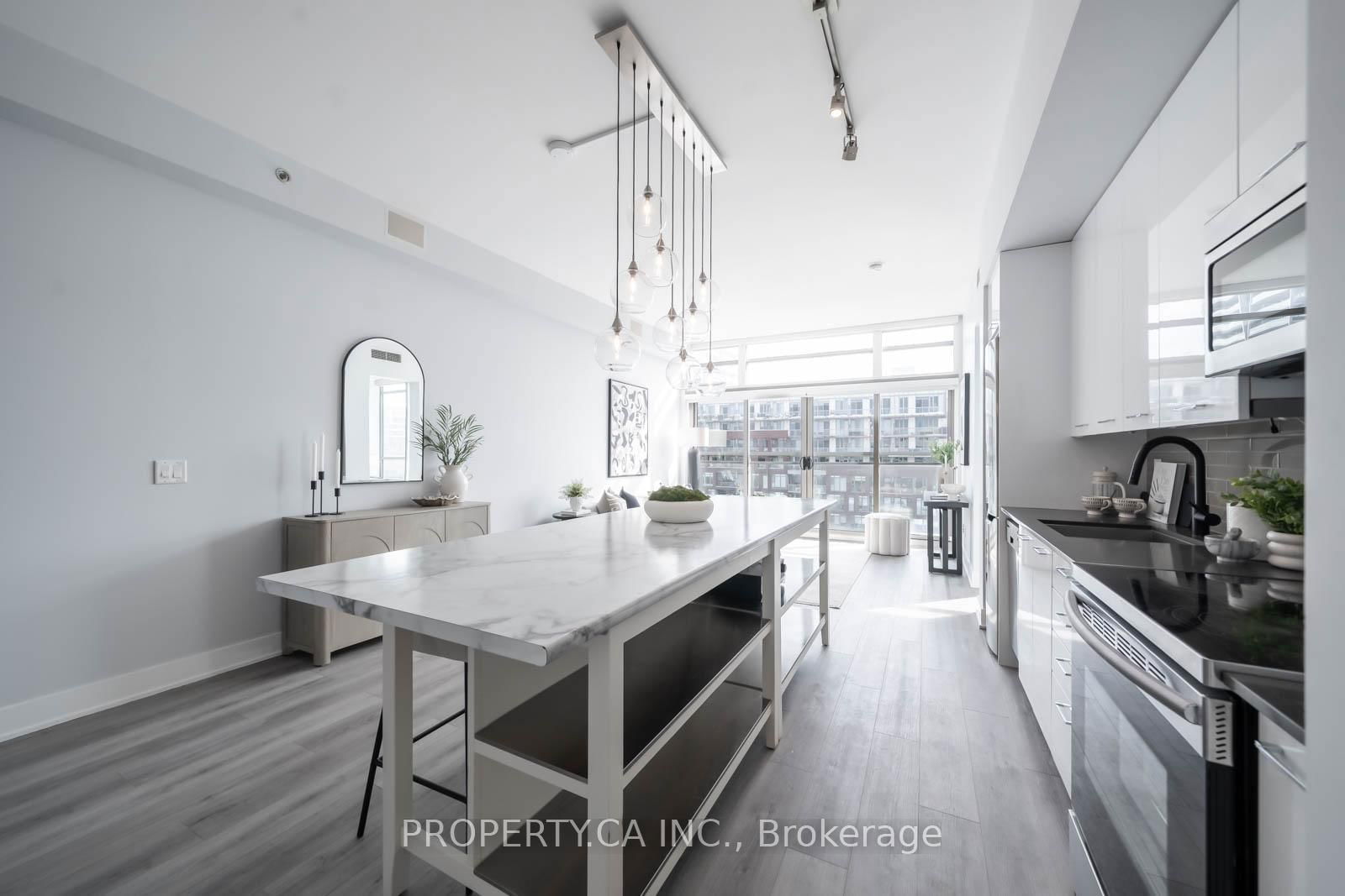 630 Queen St E, unit 810 for sale