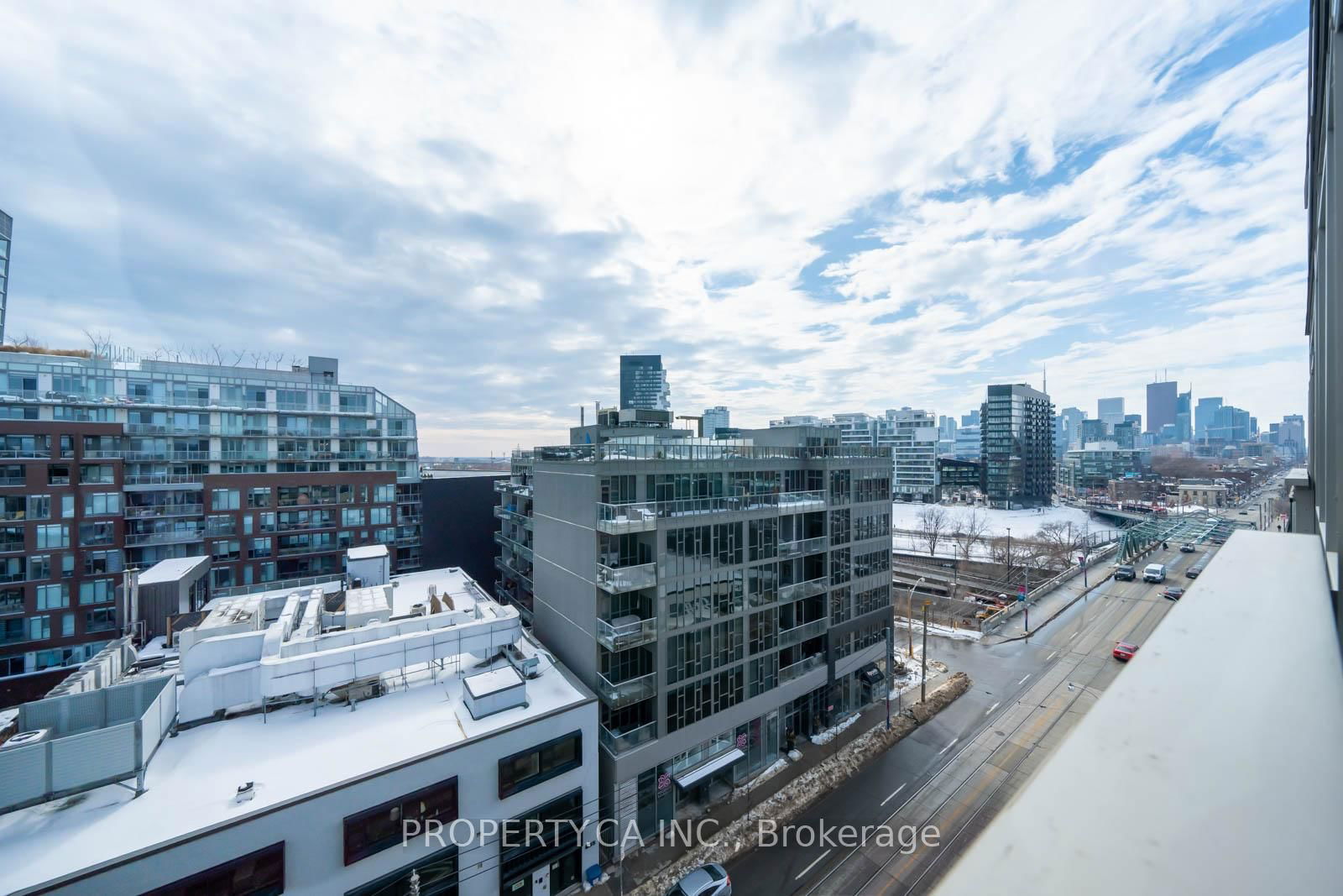 630 Queen St E, unit 810 for sale