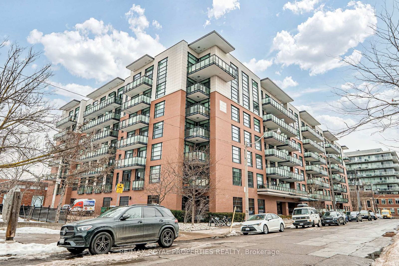 88 Colgate Ave, unit 328 for sale