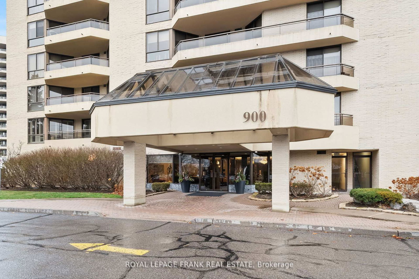 900 Wilson Rd N, unit 1204 for sale