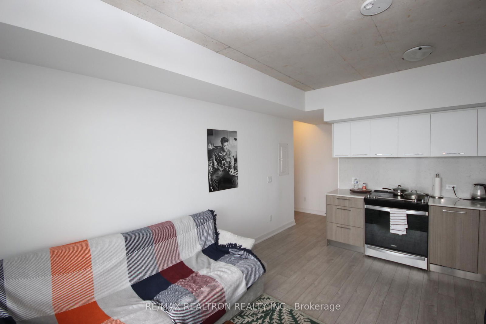 45 Baseball Pl, unit 1208 for rent