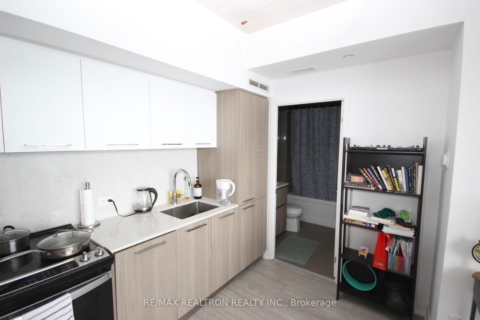 45 Baseball Pl, unit 1208 for rent