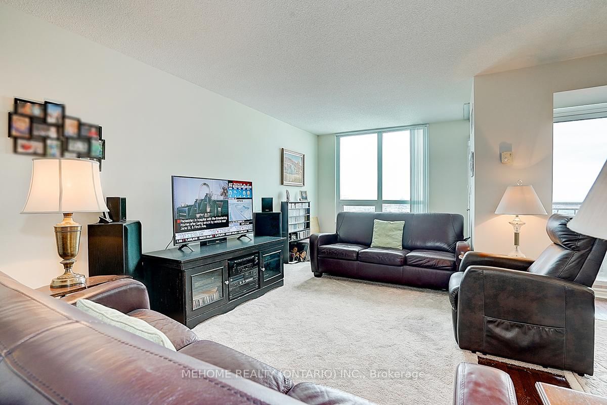 88 Grangeway Ave, unit 2906 for sale