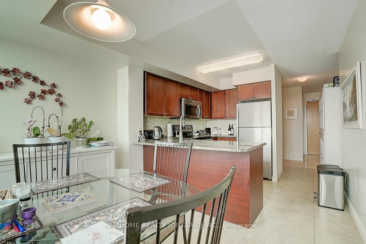 88 Grangeway Ave, unit 2906 for sale