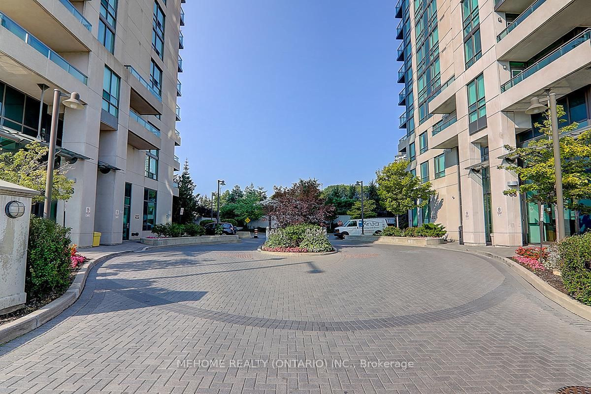 88 Grangeway Ave, unit 2906 for sale