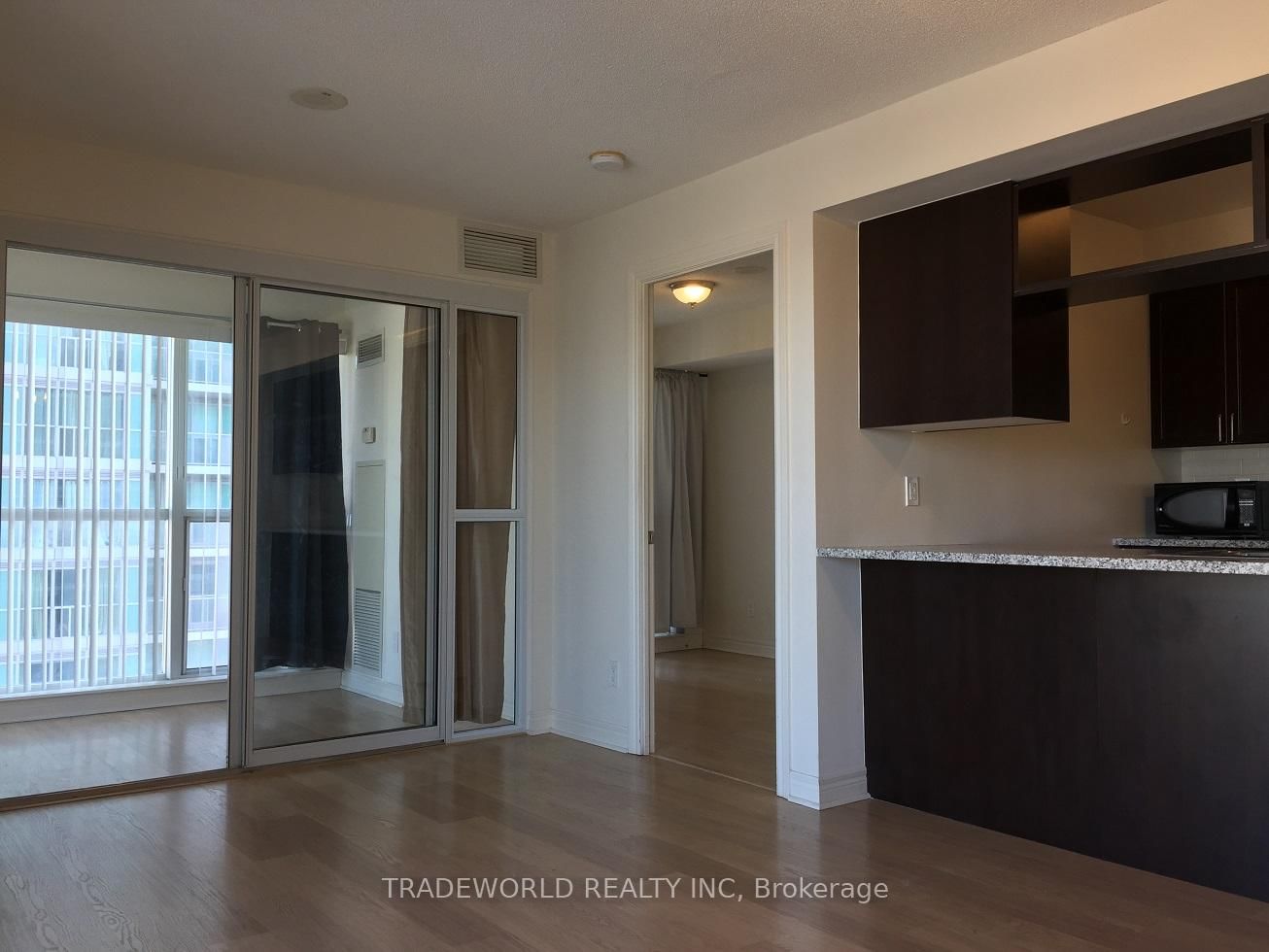 70 Town Centre Crt, unit 1904 for rent