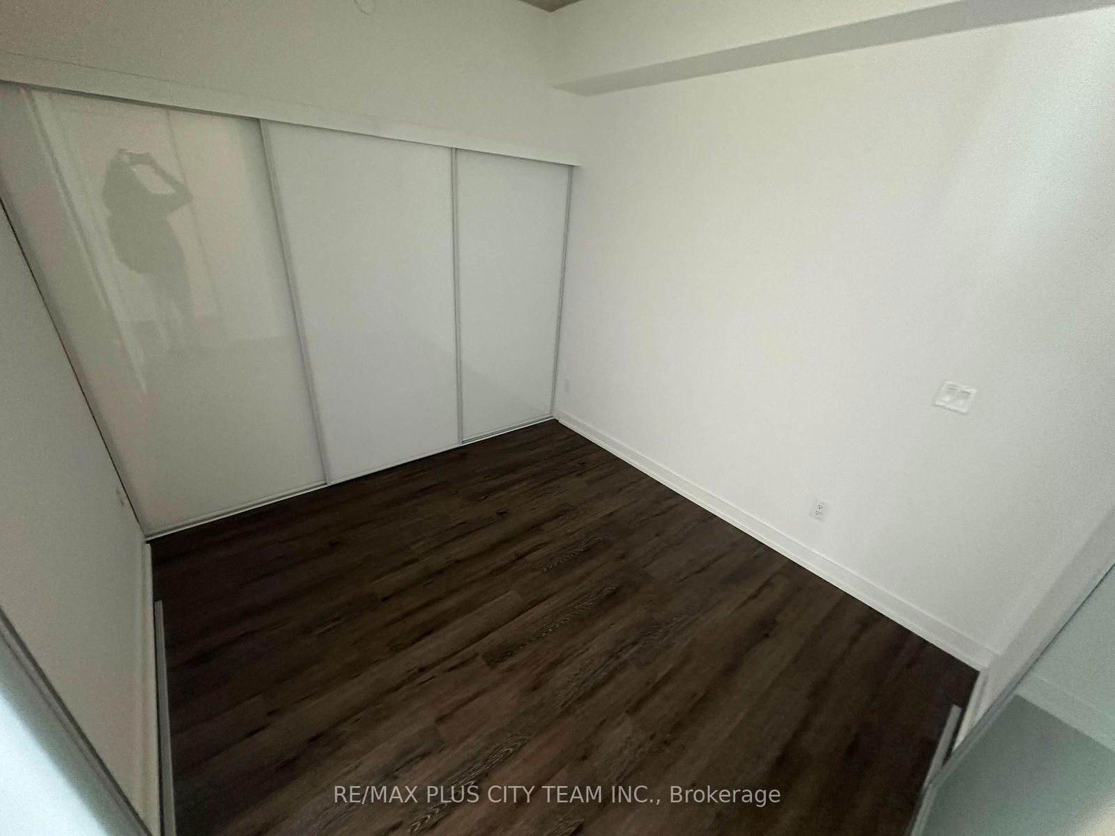 45 Baseball Pl, unit 811 for rent