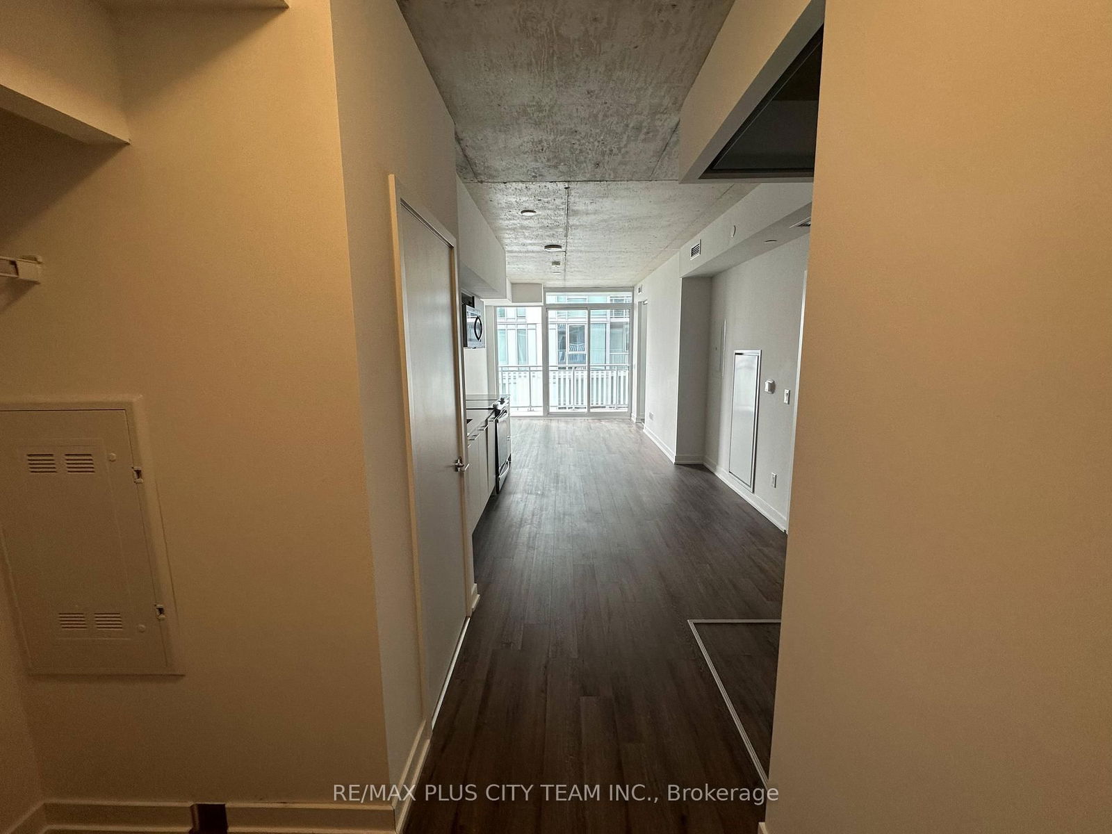 45 Baseball Pl, unit 811 for rent