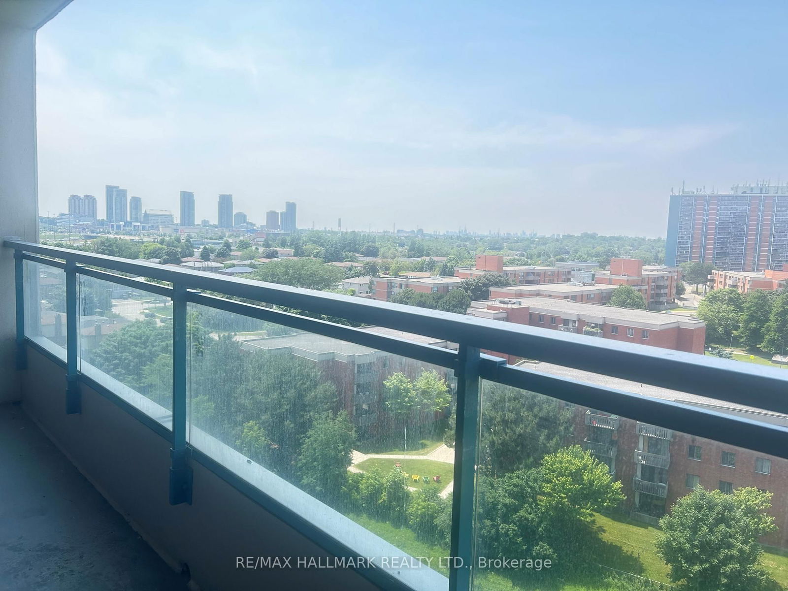 4725 Sheppard Ave E, unit 1112 for rent