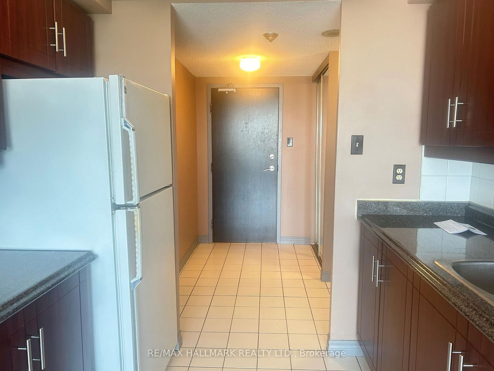 4725 Sheppard Ave E, unit 1112 for rent