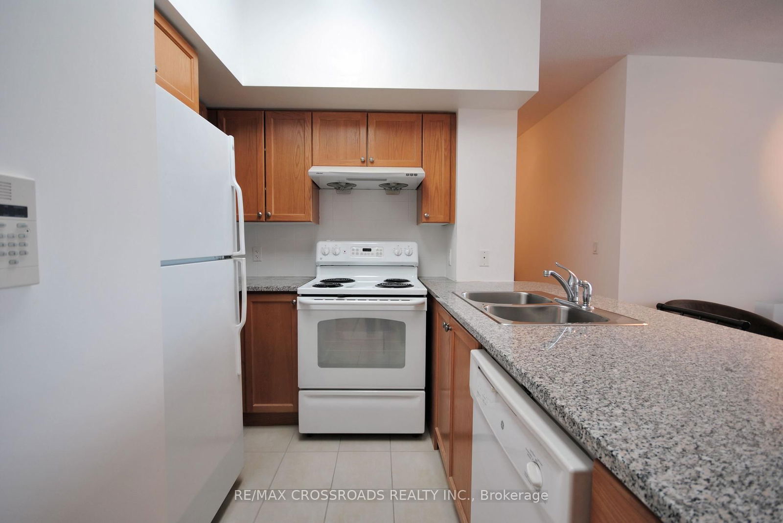 68 Grangeway Ave, unit 2107 for sale