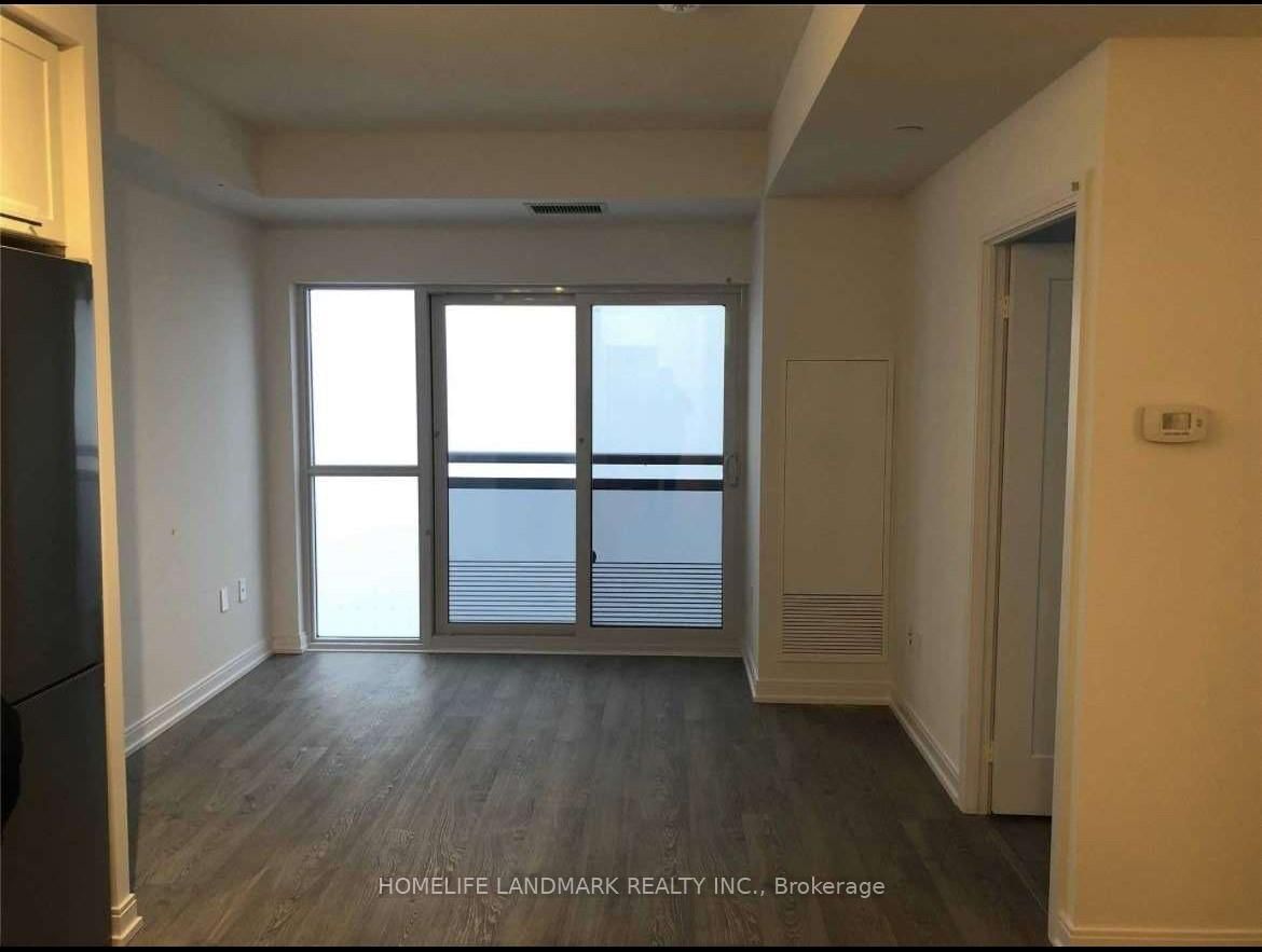 275 Village Green Sq, unit 3118 for rent