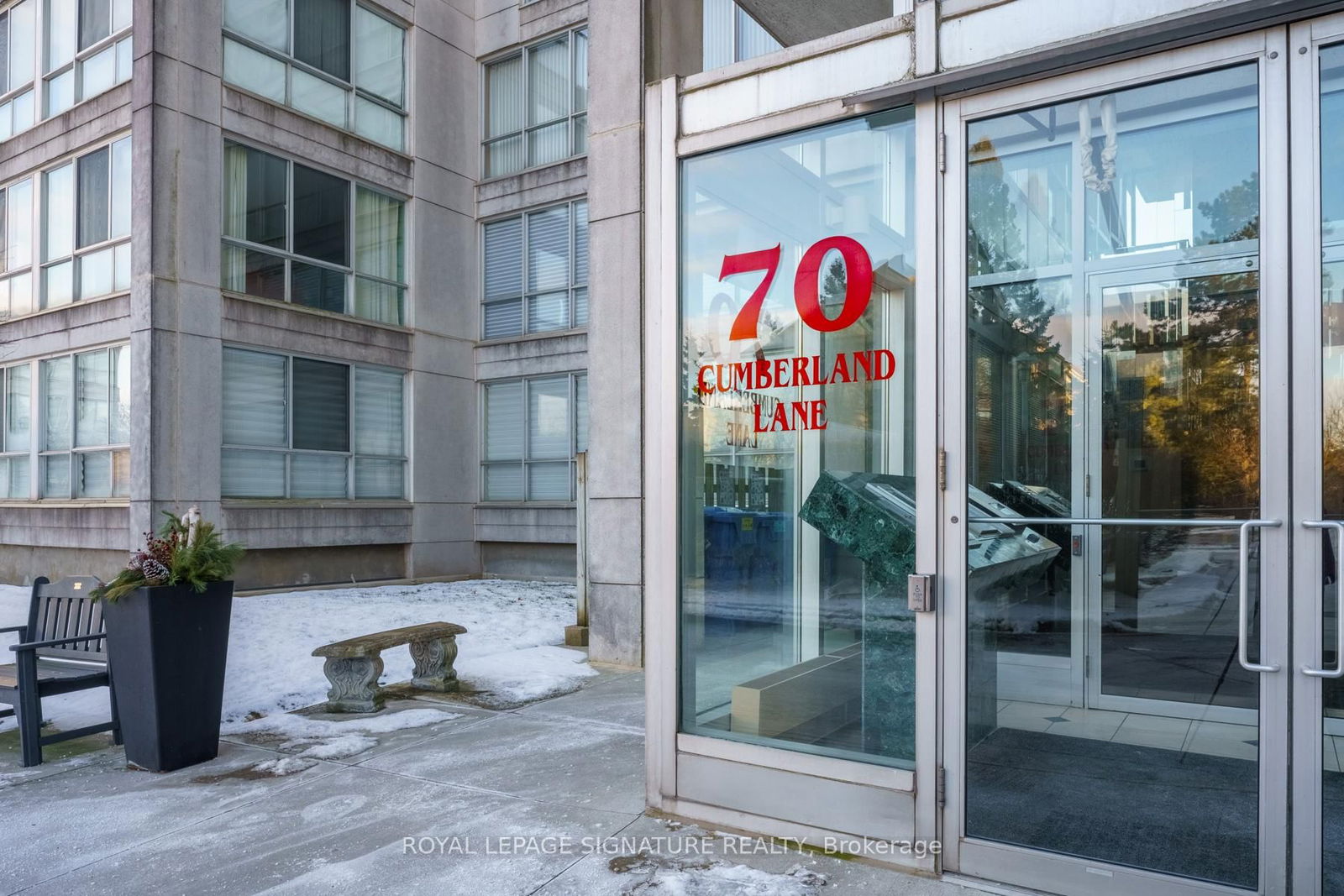 70 Cumberland Lane, unit 602 for sale