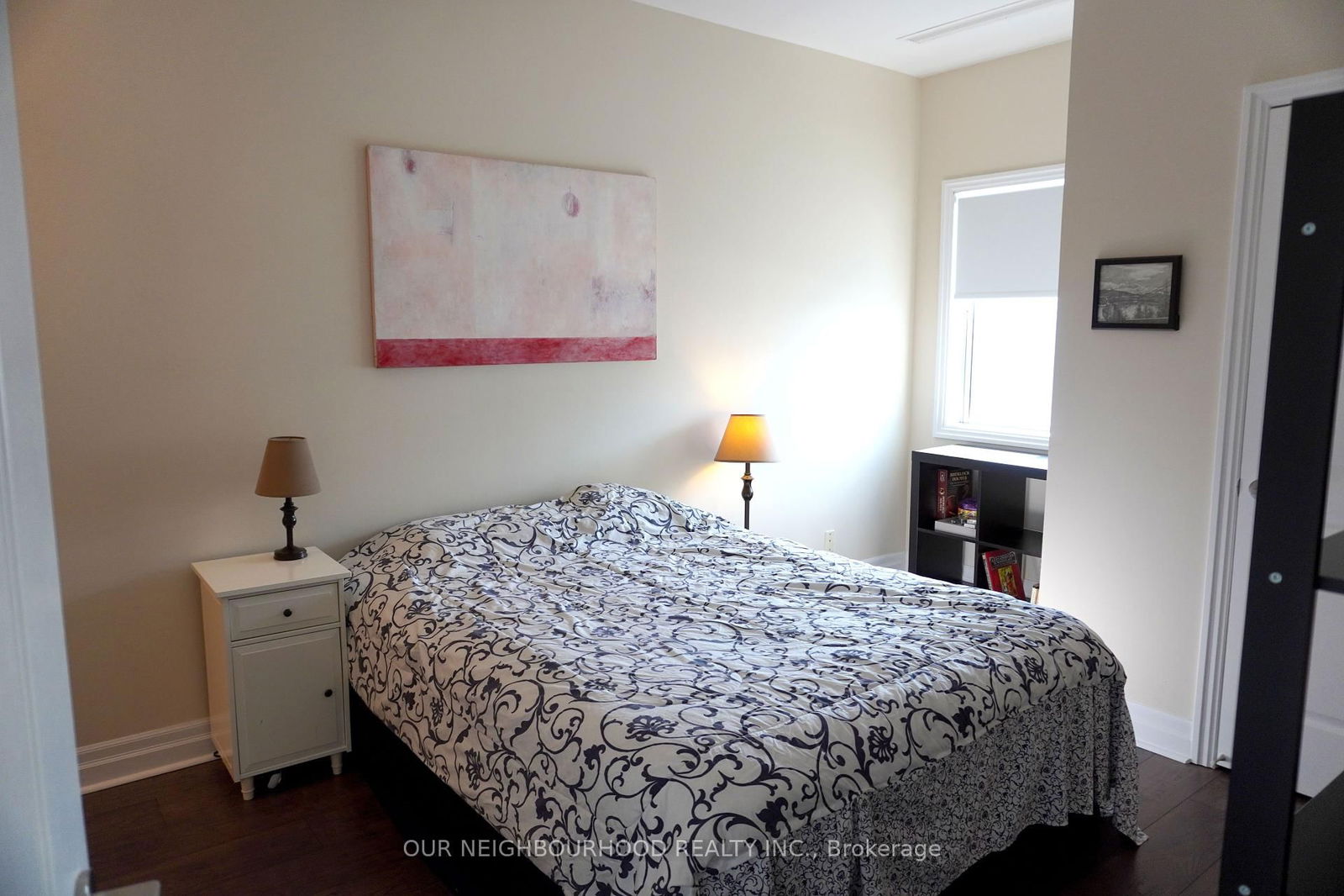 44 Bond St W, unit 506 for rent