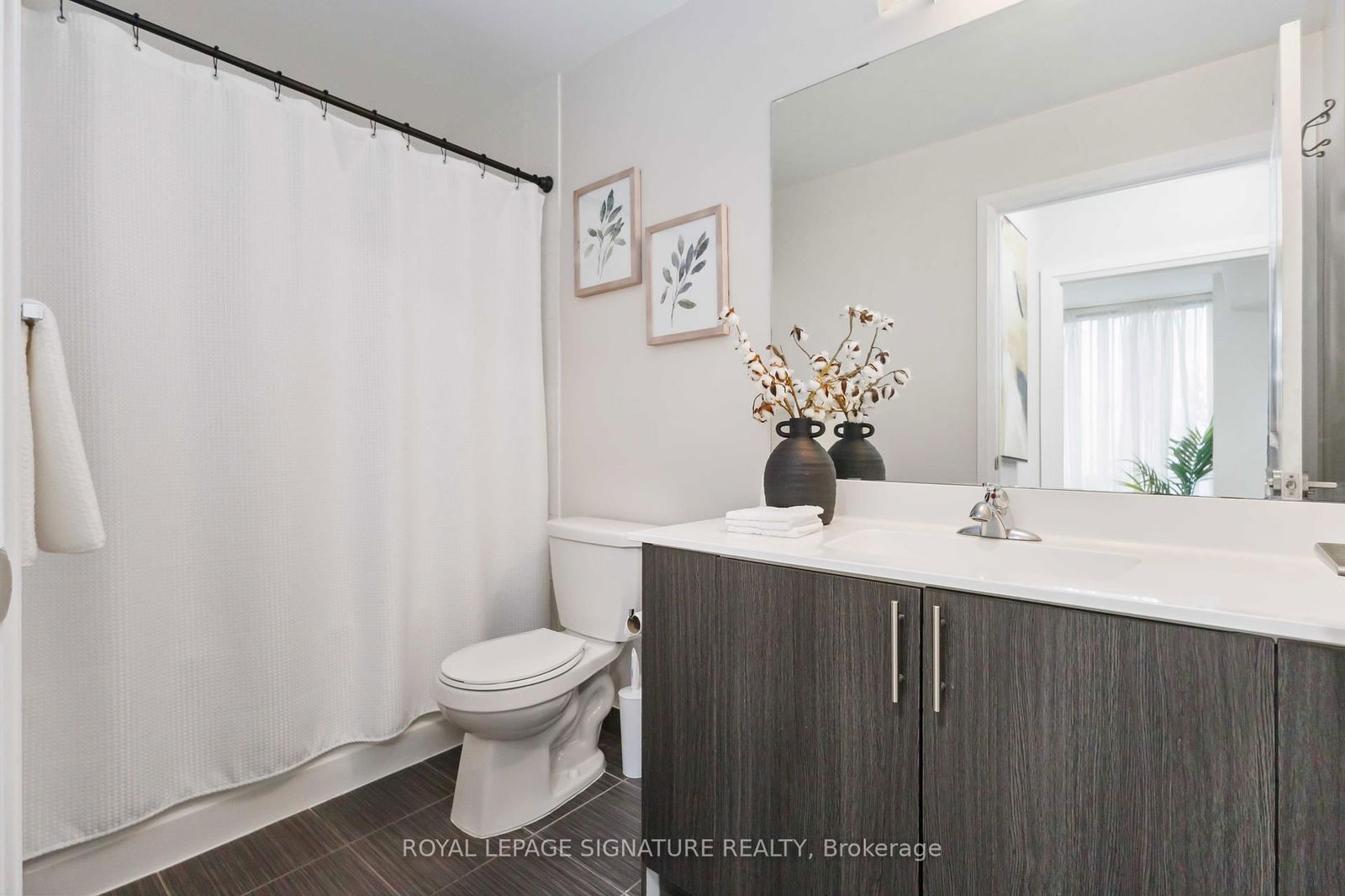 3520 Danforth Ave, unit 212 for sale