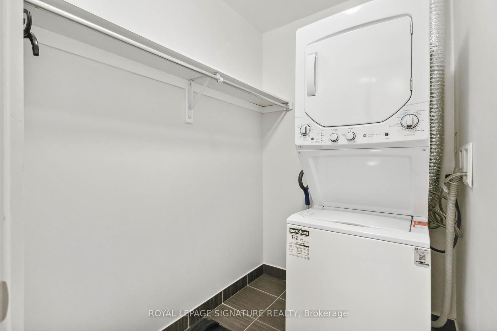 3520 Danforth Ave, unit 212 for sale