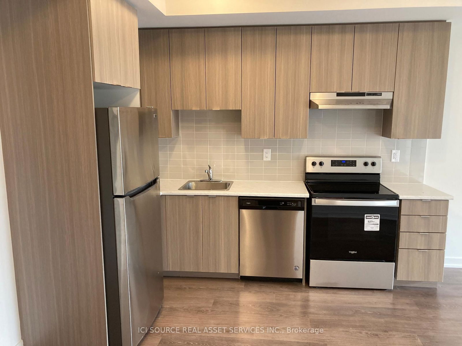 20 Orchid Place Dr, unit 209 for rent