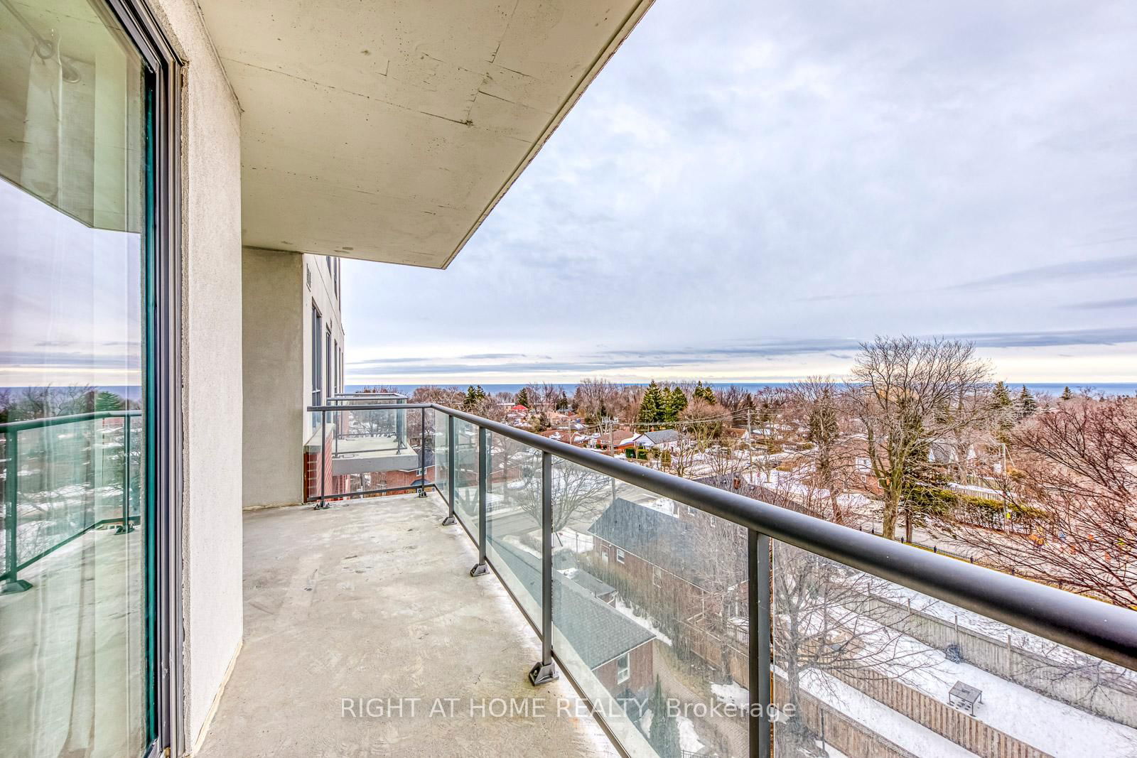 22 East Haven Dr, unit 720 for rent