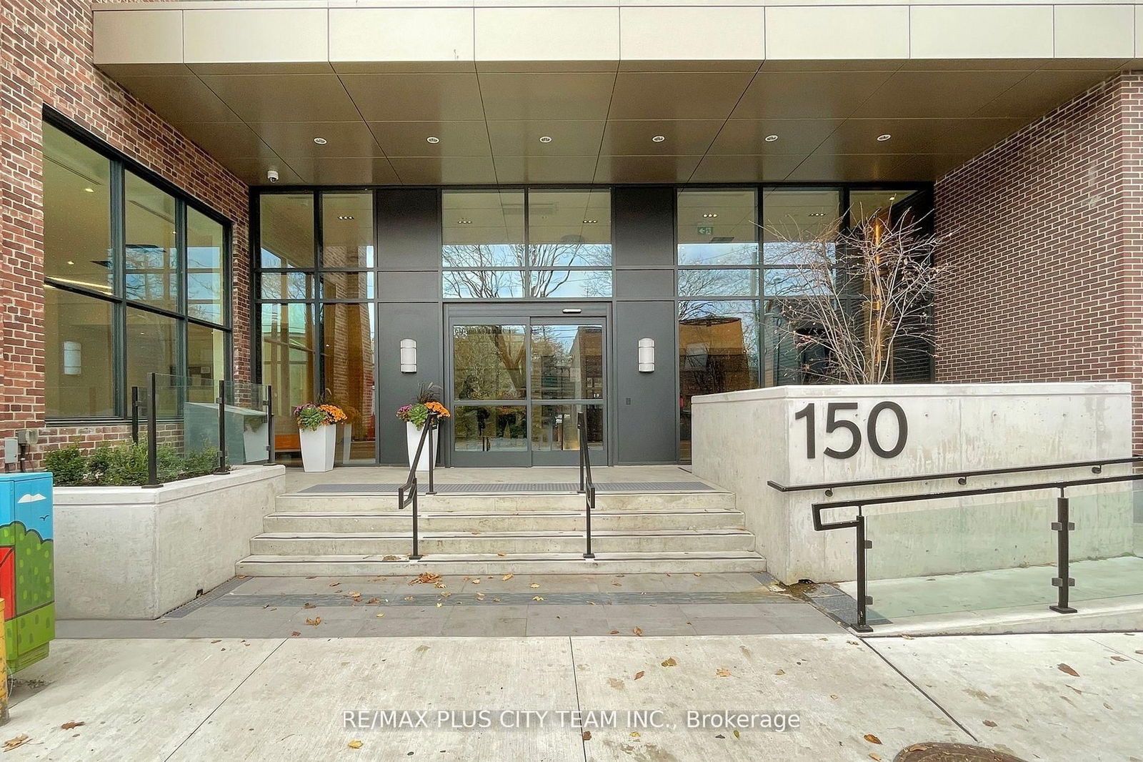 150 Logan Ave, unit 617 for rent