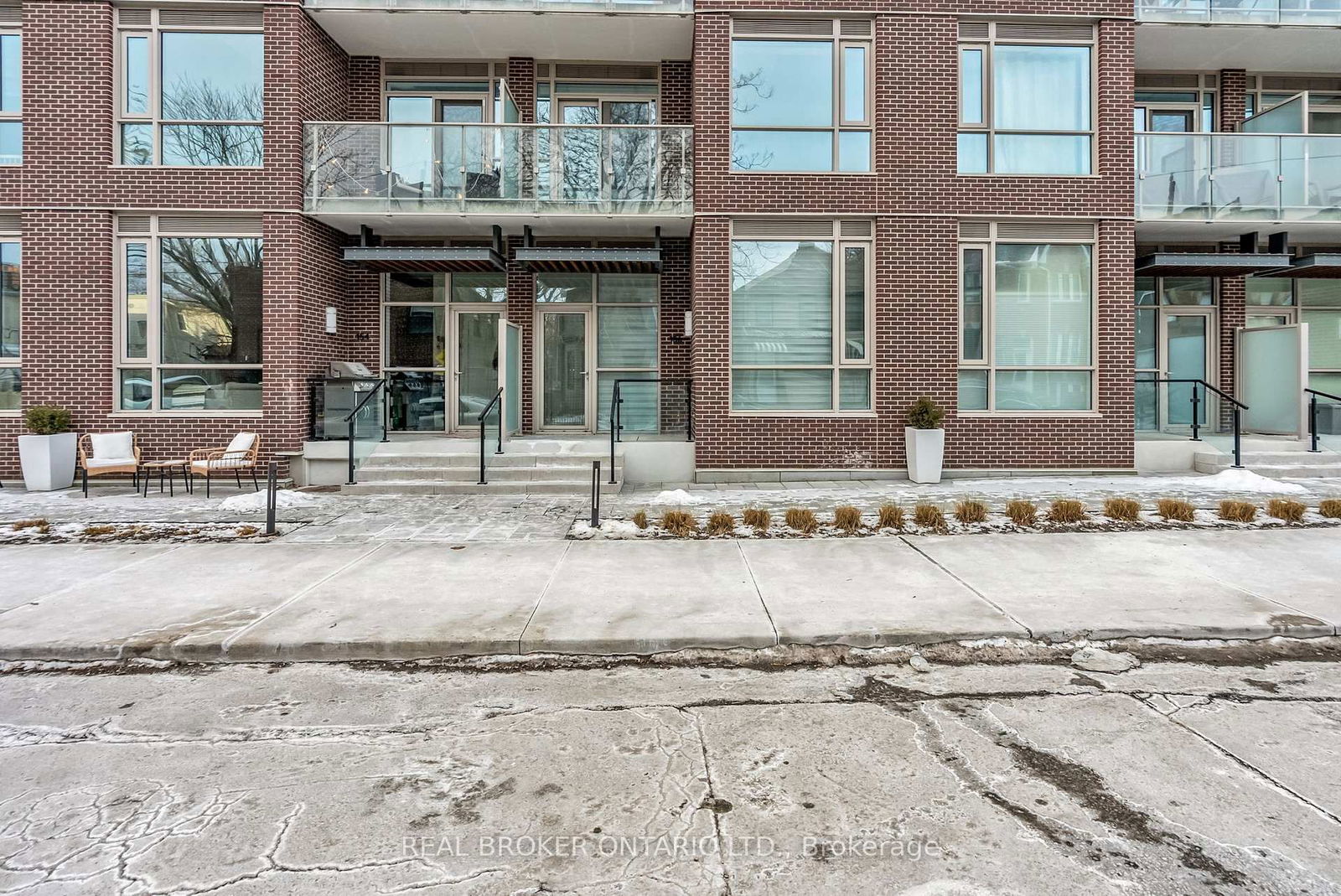 150 Logan Ave, unit TH131 for sale