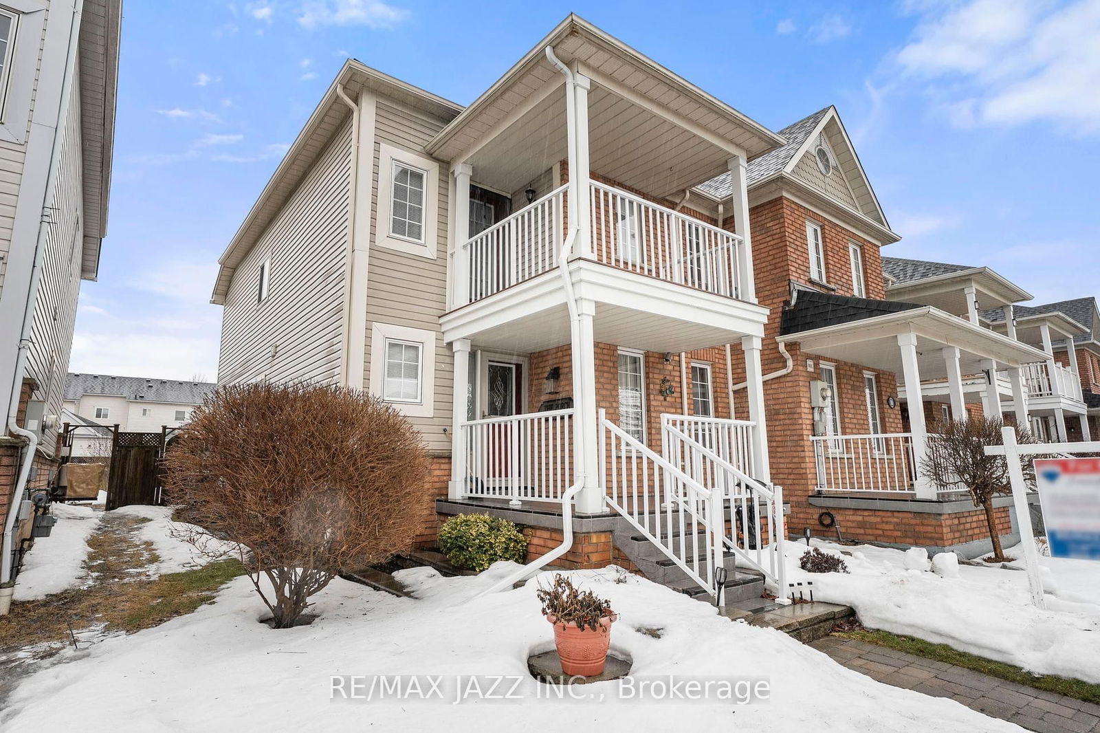 Bayside Gate Townhomes, Whitby, Toronto