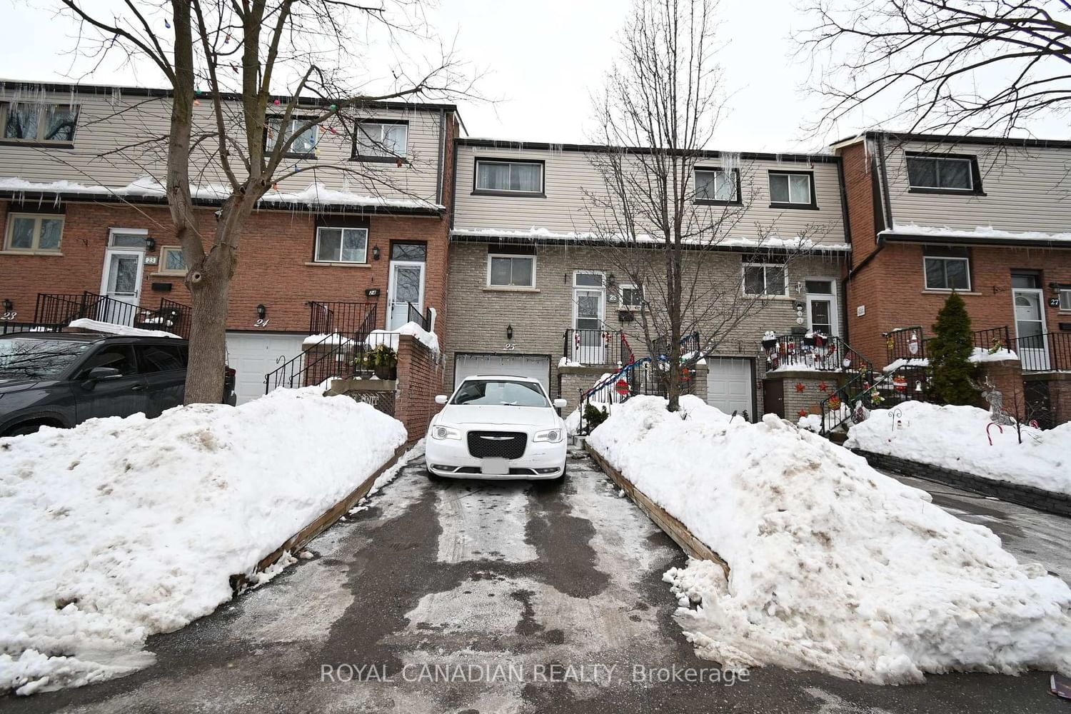 1945 Denmar Townhomes, Pickering, Toronto