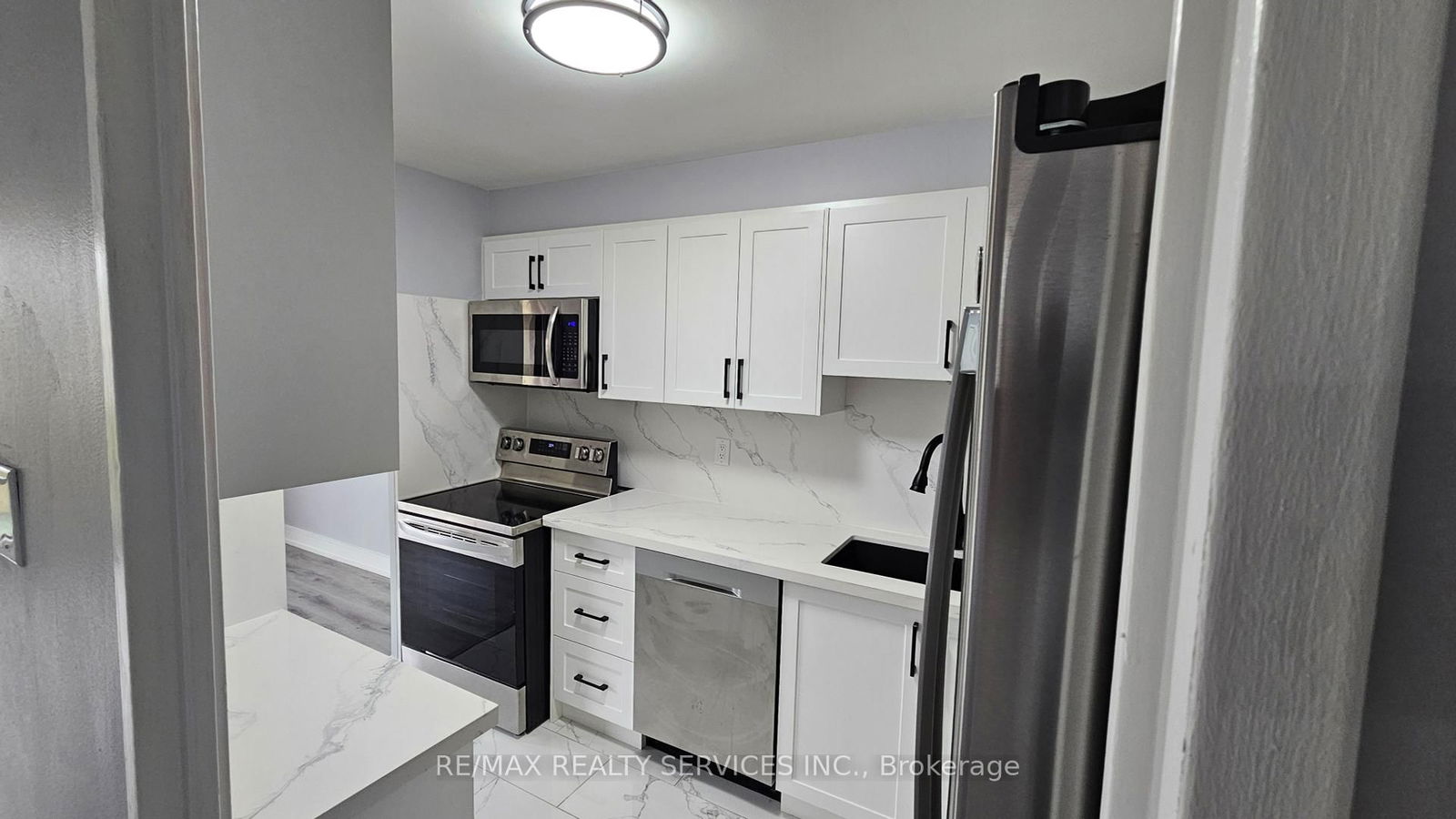 1 Massey Sq, unit 207 for sale