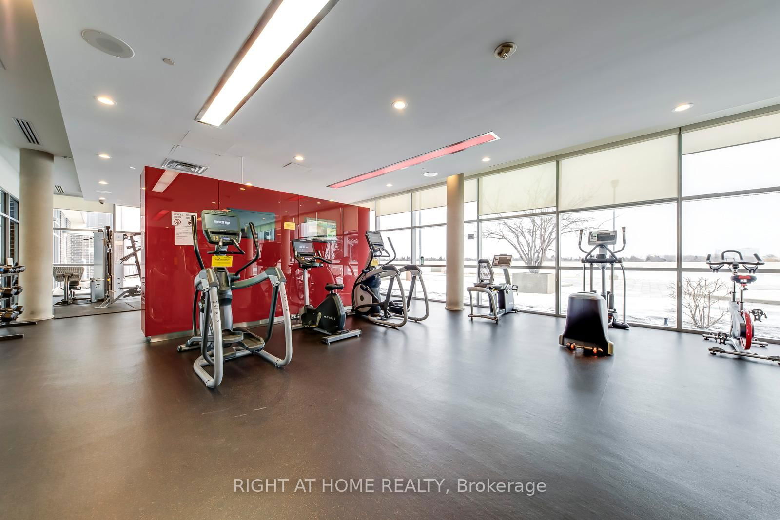 125 Village Green Sq, unit 702 for sale