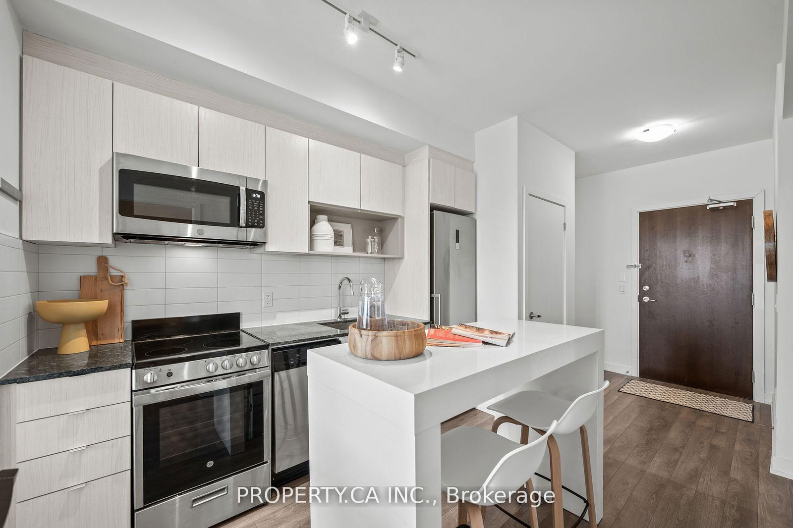 630 Greenwood Ave, unit 308 for sale