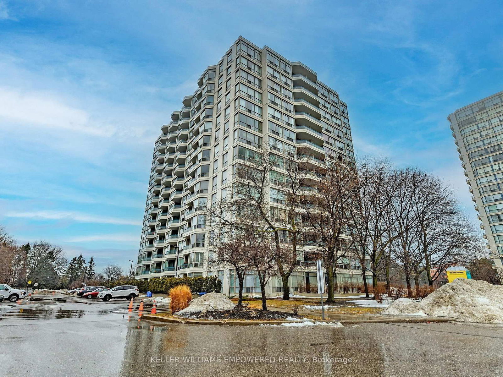 4727 Sheppard Ave E, unit 1007 for sale