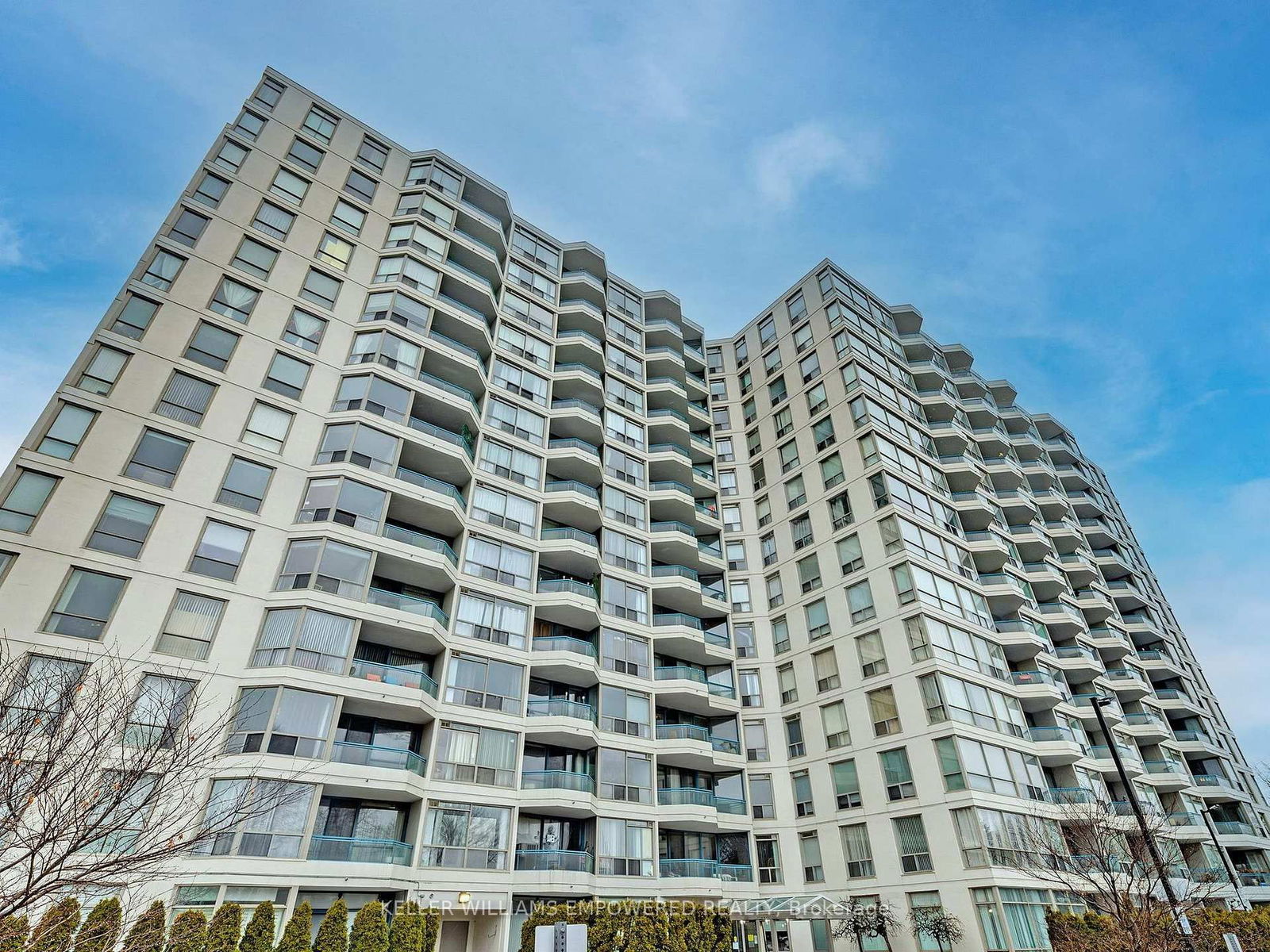 4727 Sheppard Ave E, unit 1007 for sale