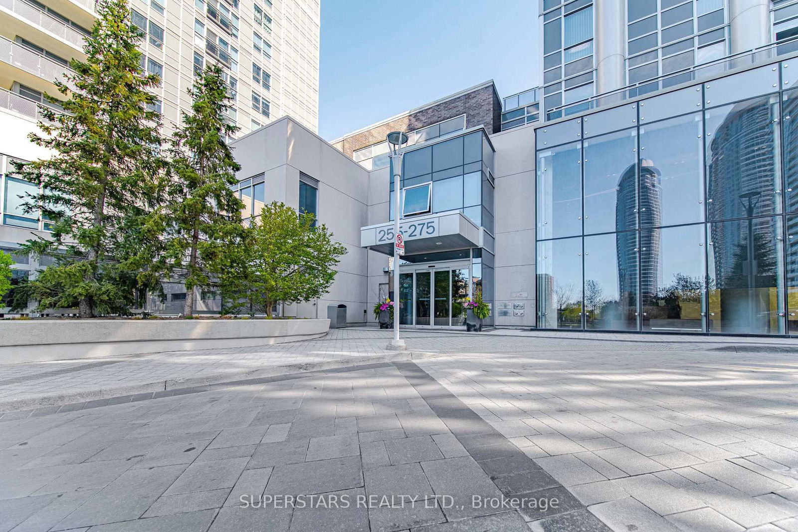 255 Village Green Sq, unit 408 for sale