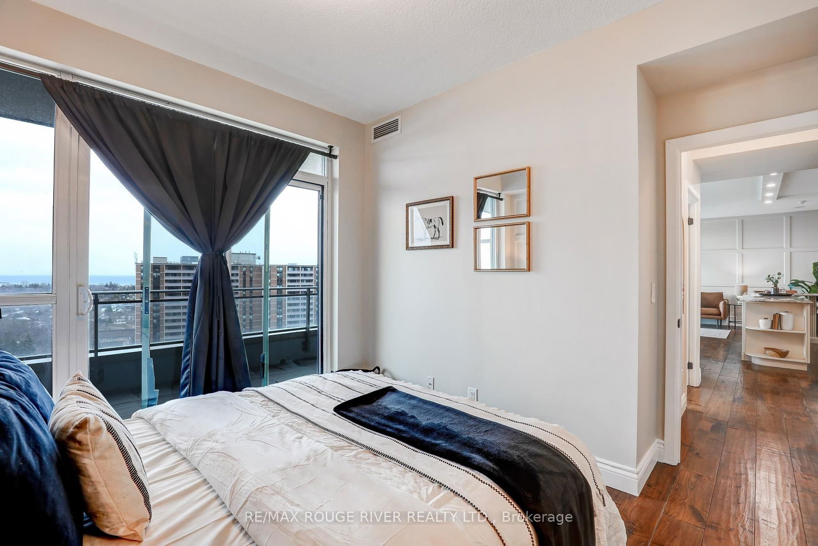 1235 Bayly St, unit 1501 for sale