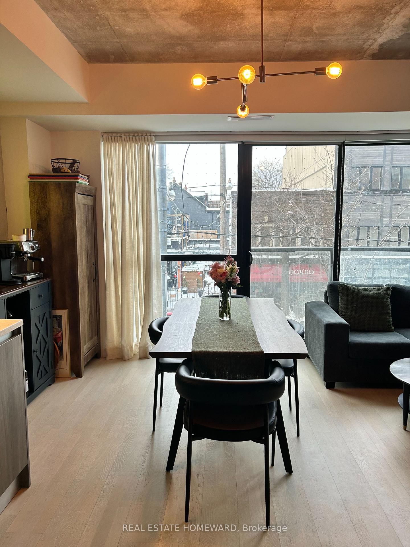 246 Logan Ave, unit 211 for rent