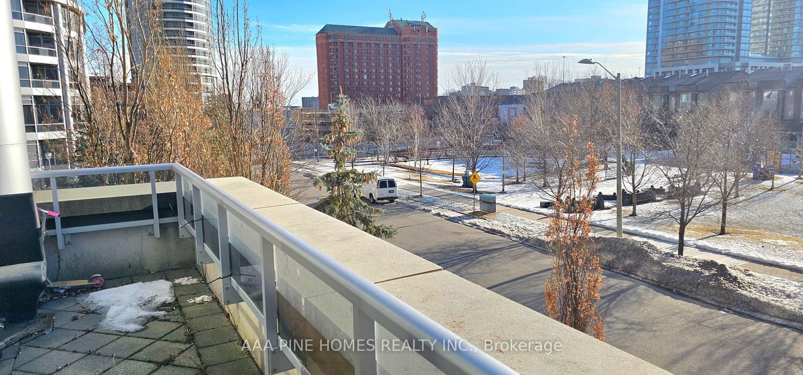 181 Village Green Sq, unit 315 for rent