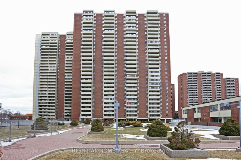 5 Massey Sq, unit 1504 for sale