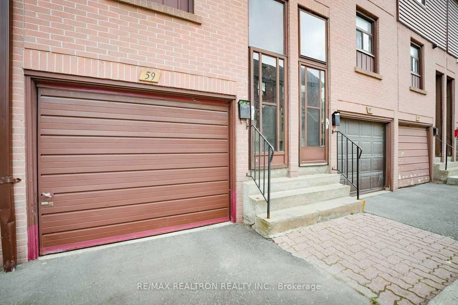 275 Broadview Ave, unit 59 for rent