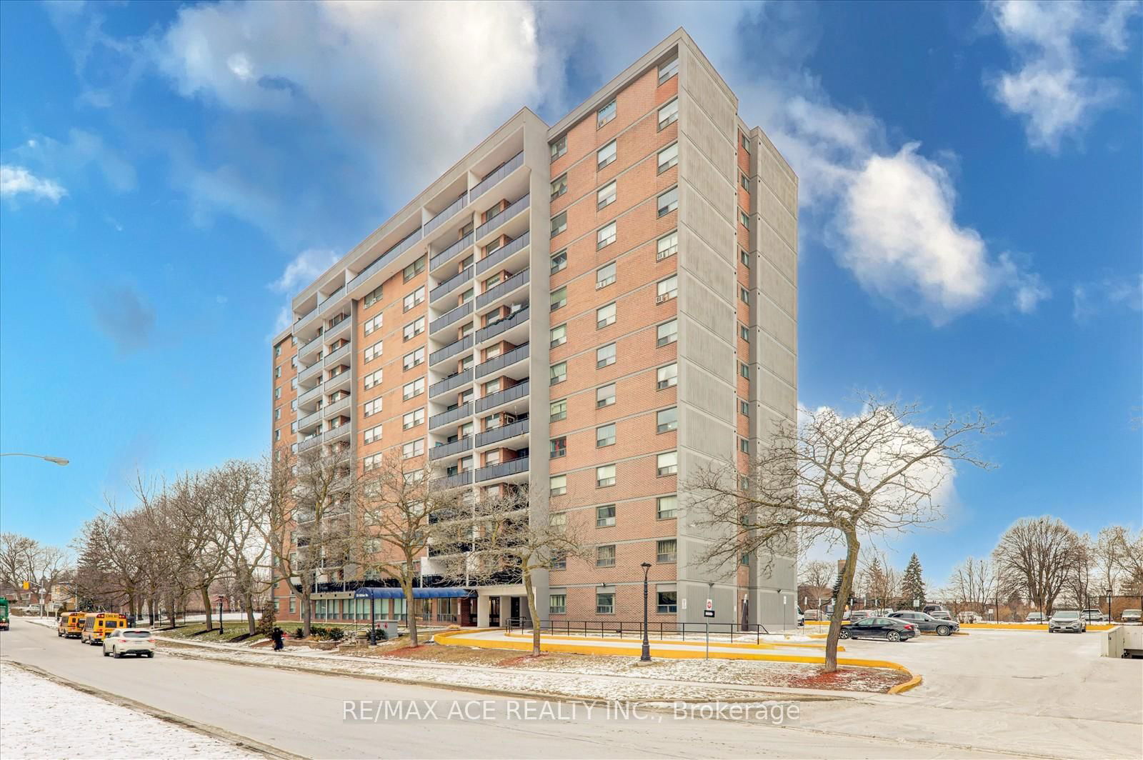 20 Gilder Drive Condos, Scarborough, Toronto