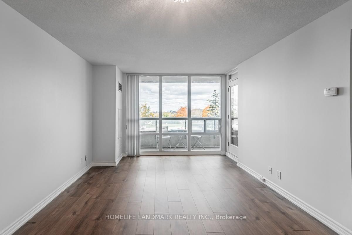 68 Grangeway Ave, unit 306 for rent